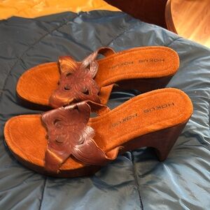 Ladies Hokus Pokus heeled sandals, wood hewn and leather, made in Brazil, size 8
